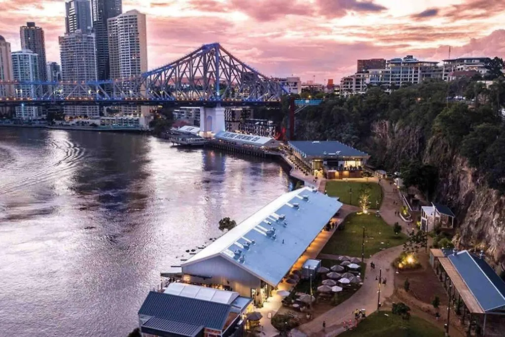 Prime Located Luxe 2 Bedroom Sky Home/Sensational Views Brisbane Appartement